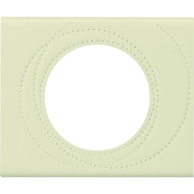 Plaque de finition simple Legrand C&eacute;liane mati&egrave;re cuir perle couture