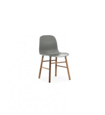 Normann Copenhagen Chaise Form avec structure en bois - gris - Noyer
