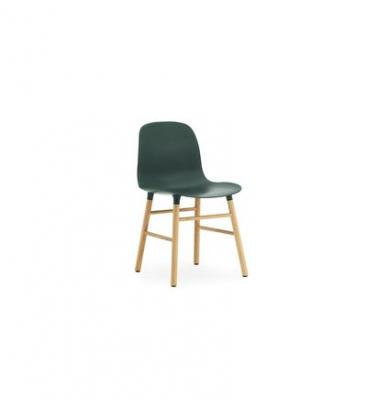 Normann Copenhagen Chaise Form avec structure en bois - vert - Ch&ecirc;ne