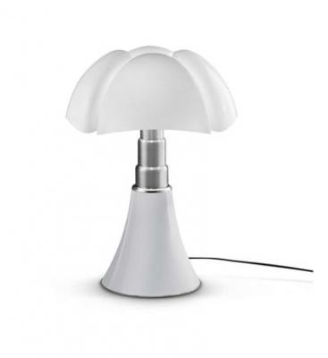 Lampe de Table LED PIPISTRELLO MOYENNE 50-62 cm par Gae Aulenti