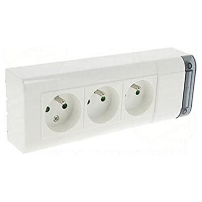 LEGRAND Multiprise 3 prises secteur 10/16 A &agrave; int&eacute;grer