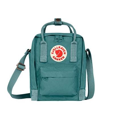 Fj&auml;llr&auml;ven Sac &agrave; bandouli&egrave;re 'K&aring;nken Sling' p&eacute;trole / cr&egrave;me / rouge