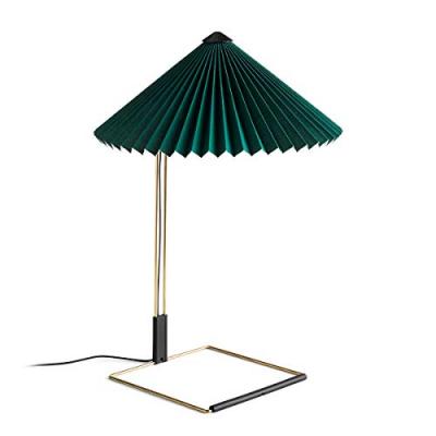 HAY Matin 380 lampe &agrave; poser LED Plissee, verte