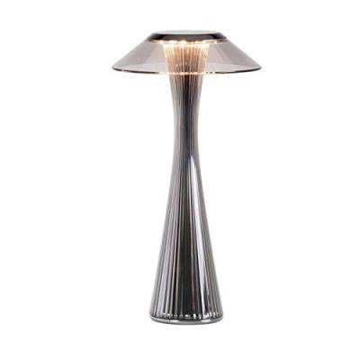 Kartell Space - lampe &agrave; poser designer LED, titane