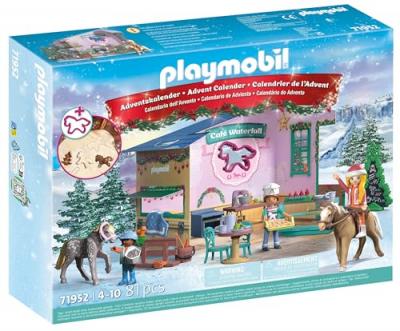 Playmobil Christmas Baking at The Riding Caf&eacute;
