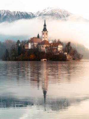 L'Ile des D&eacute;sirs, Bled, Slov&eacute;nie 