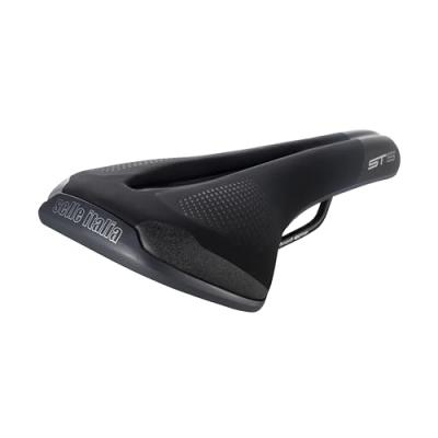 Selle Italia ST5 Flow Bike Saddle - Noir} - S2 - 155mm Wide, Noir}