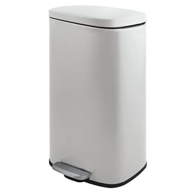Spirella Poubelle &agrave; p&eacute;dale Acier AKIRA 50L Blanc Mat