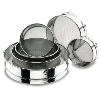 Lacor - 68357 - Tamis Inox 18 / 10 P35 16