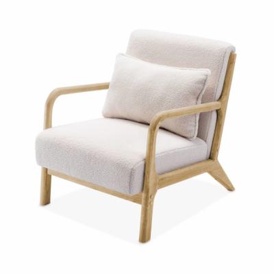 Fauteuil &agrave; bouclettes blanches en bois et tissu sweeek