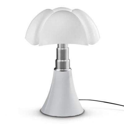 Lampe de Table et Lampadaire PIPISTRELLO 66-86 cm par Gae Aulenti
