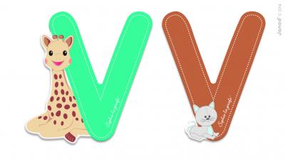 SOPHIE LA GIRAFE Lettre Sophie La Girafe (bois) - V