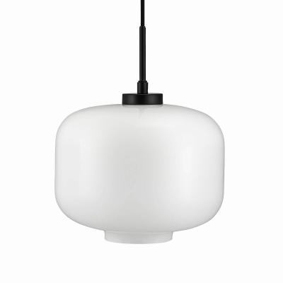 Suspension en verre opale et m&eacute;tal noir 25 cm Arp - Dyberg Larsen
