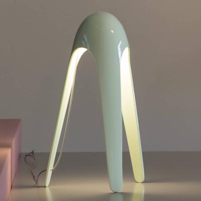 Lampe de table Cyborg LED m&eacute;tal vert - Martinelli Luce