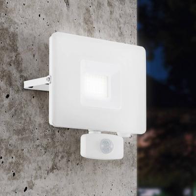 EGLO Spot d'ext&eacute;rieur LED Faedo 3 capteur, blanc, 30&nbsp;W