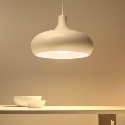 WiZ P45 ampoule LED E14 4,9&nbsp;W goutte satin&eacute;e RGBW