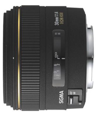 Sigma DC EX HSM 30 mm f/1.4, Monture Nikon 