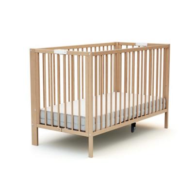 AT4 - Lit b&eacute;b&eacute; pliant 60x120 ESSENTIEL PLUS - H&ecirc;tre verni