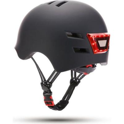 Casque avec LED avant et arri&egrave;re NOIR