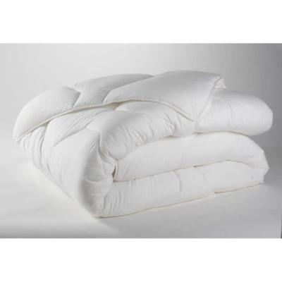 Couette temp&eacute;r&eacute;e - 350 g/m&sup2; - 220 x 240 cm - Piquage losanges