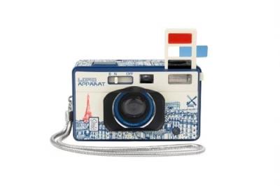 Appareil photo argentique Lomography LomoApparat 21mm f/10 Edition Paris Blanc et Bleu 