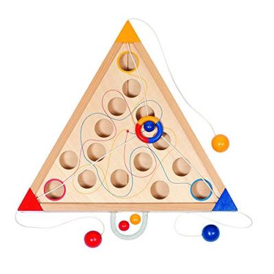 Tricours, jeu d'habilet&eacute;