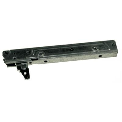 Charniere x 1 nouveau modele pour four Whirlpool 480121100253