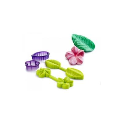 Ibili 3d Flower Leaf Cutter Mold Vert