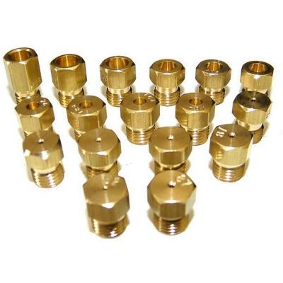 Kit injecteurs gaz naturel C00254296 pour Cuisini&egrave;re ARISTON, INDESIT