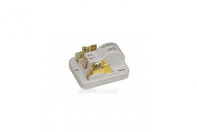 Relais universel Danfoss pour r&eacute;frig&eacute;rateur cong&eacute;lateur De Dietrich - Type 1 - 103N0021
