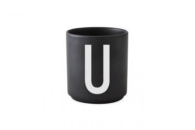 Design Letters - Tasse noire Design Letters - Noir - U