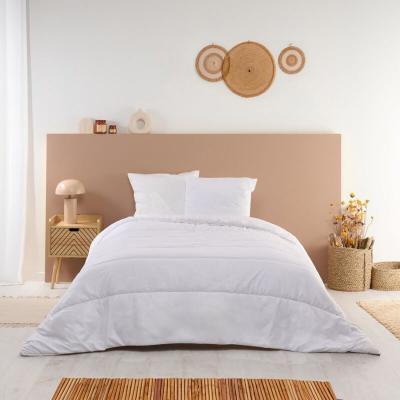 Couette Ultra l&eacute;g&egrave;re 140x200cm 150g/m2 textile rafraichissant