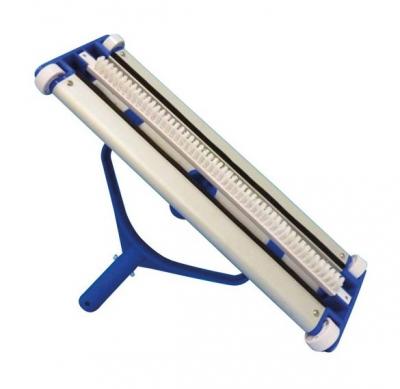 Balai de fond rigide - PROQUISWIM - BLUE POINT COMPANY - Adaptation tuyau 1 1/2 - Fixation clip 