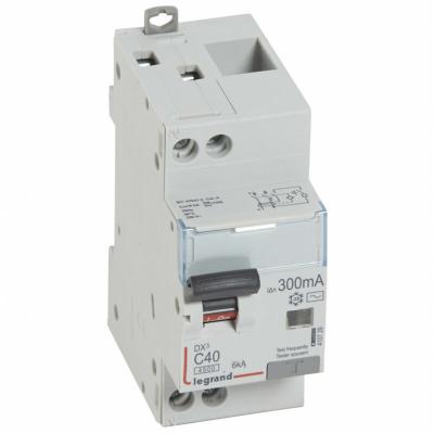 Disjoncteur Diff&eacute;rentiel Dx3 40A Courbe C 300Ma 2 Poles Type Ac - Vis / Vis - 6Ka