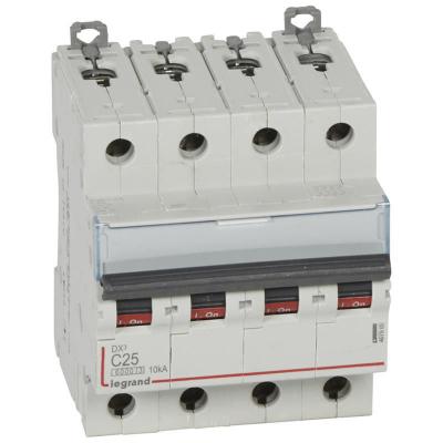 Disjoncteur DX&sup3; 6000 -vis/vis- 4P- 400V~-25A-courbeC-peigne HX&sup3; trad 4P - 4M
