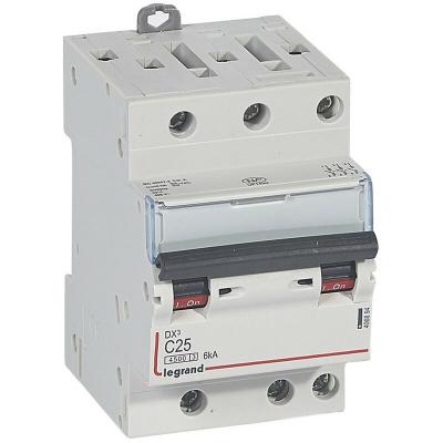Disjoncteur 25A 6Ka Courbe C Triphas&eacute; Dx3 Vis / Vis