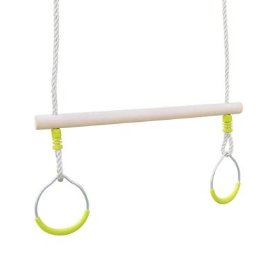 Trap&egrave;ze bois avec paire d'anneaux m&eacute;tal pour portique de 2 &agrave; 25m agr&egrave;s balan&ccedil;oire accessoire
