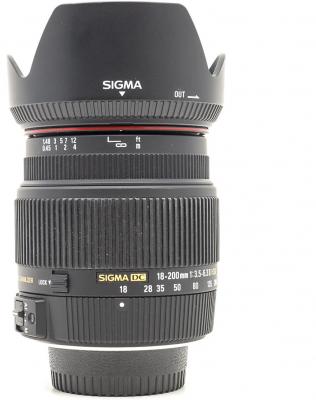 Objectif Sigma - Fonction Zoom - 18 mm - 200 mm - f/3.5-6.3 DC OS HSM II - Nikon F