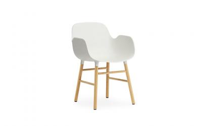 Fauteuil Form avec structure en bois Blanc Normann Copenhagen