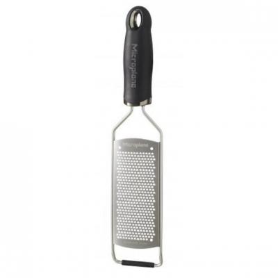 MICROPLANE - R&acirc;pe incurv&eacute;e GOURMET grains fins manche noir *