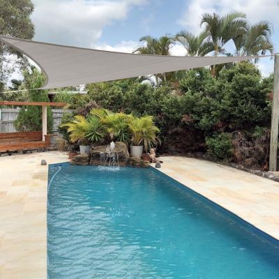 Voile d'ombrage 5 x 5 x 7,07 m imperm&eacute;able 220g/m&sup2; Haute densit&eacute; - Tissu d&eacute;perlant - Taupe cendr&eacute;