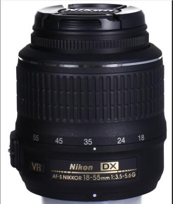 Nikon Nikkor 18-55 mm f/3.5-5.6 G AF-S DX VR - Nikon F