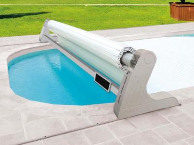 Volet de piscine hors-sol Marquise sur rail solaire 8,00 x 4,00 m - Sofatec
