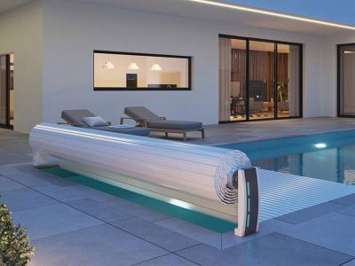 Volet de piscine hors-sol Bali avec fin de course m&eacute;canique 6,00 x 3,00 m - Sofatec