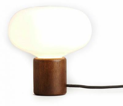 New Works Lampe de table Karl-Johan - verre blanc opaline