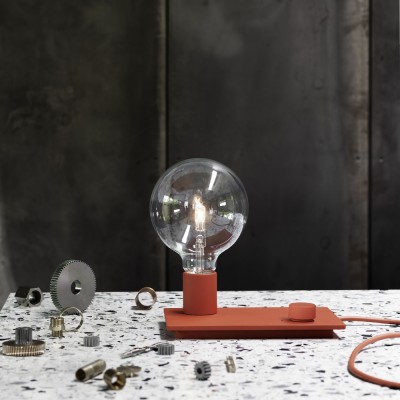 Lampe &agrave; poser &agrave; intensit&eacute; variable rouge Control - Muuto