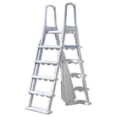 Escalier pour piscine hors-sol 2x4 marches de s&eacute;curit&eacute;