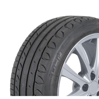 Pneus d'&eacute;t&eacute; KORMORAN Ultra High Performance 235/45R18 XL 98W