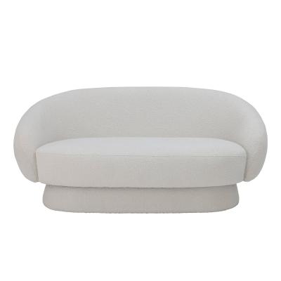Canap&eacute; arrondi en polyester blanc 160 cm Ted - Bloomingville