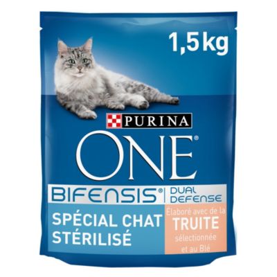 2x1,5kg Chat st&eacute;rilis&eacute; truite bl&eacute; PURINA ONE - Croquettes pour chat